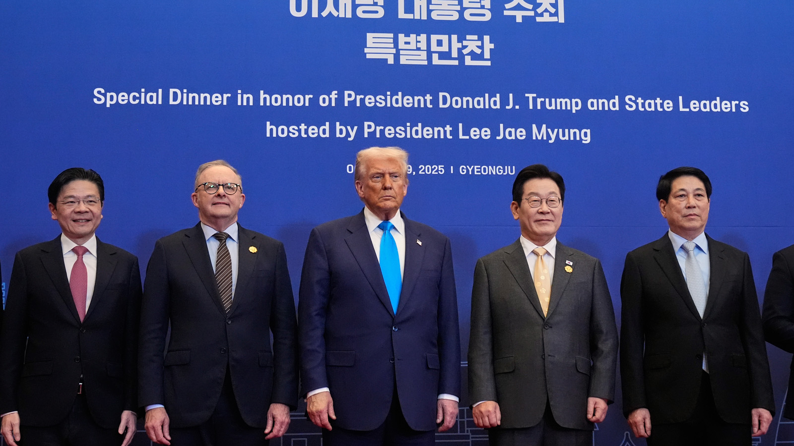 Περιοδεία Τραμπ στην Ασία με επίκεντρο deals πολεμικής ετοιμότητας στο φόντο του ανταγωνισμού με την Κίνα