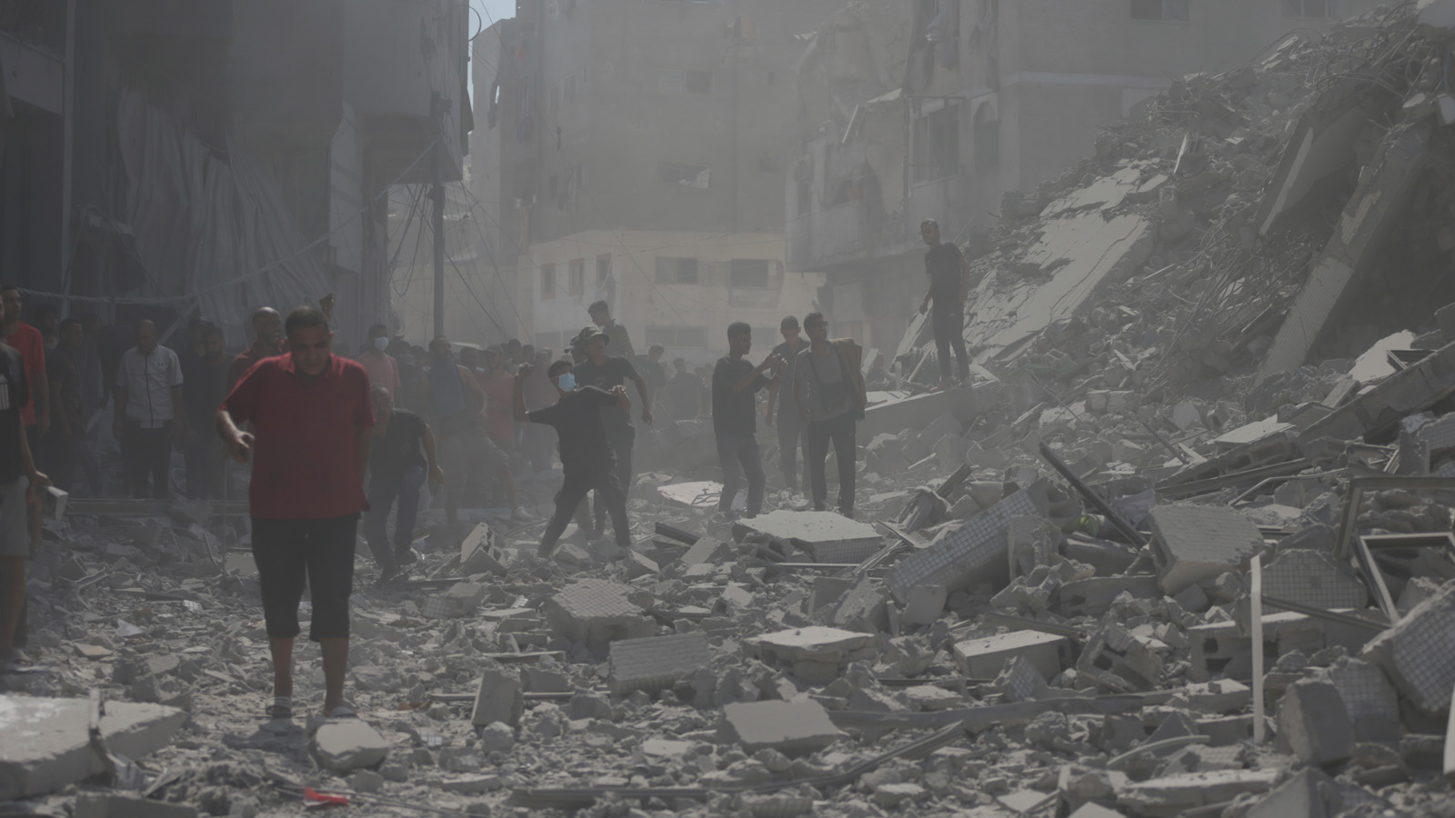 ΙΣΡΑΗΛΙΝΗ ΚΤΗΝΩΔΙΑ ΜΕ ΤΙΣ ΠΛΑΤΕΣ ΤΩΝ ΣΥΜΜΑΧΩΝ ΤΟΥ: Κόλαση επί γης από την χερσαία επέμβαση και τους βομβαρδισμούς στην πόλη της Γαζας