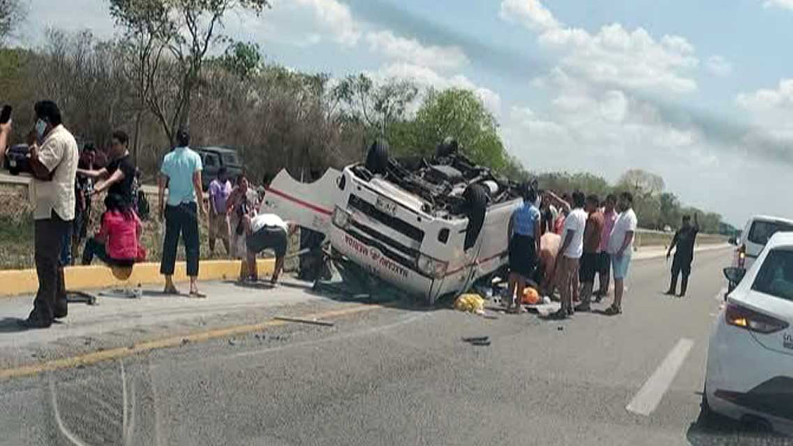 ΜΕΞΙΚΟ: Τουλάχιστον 15 νεκροί σε τροχαίο δυστύχημα στη χερσόνησο Γιουκατάν