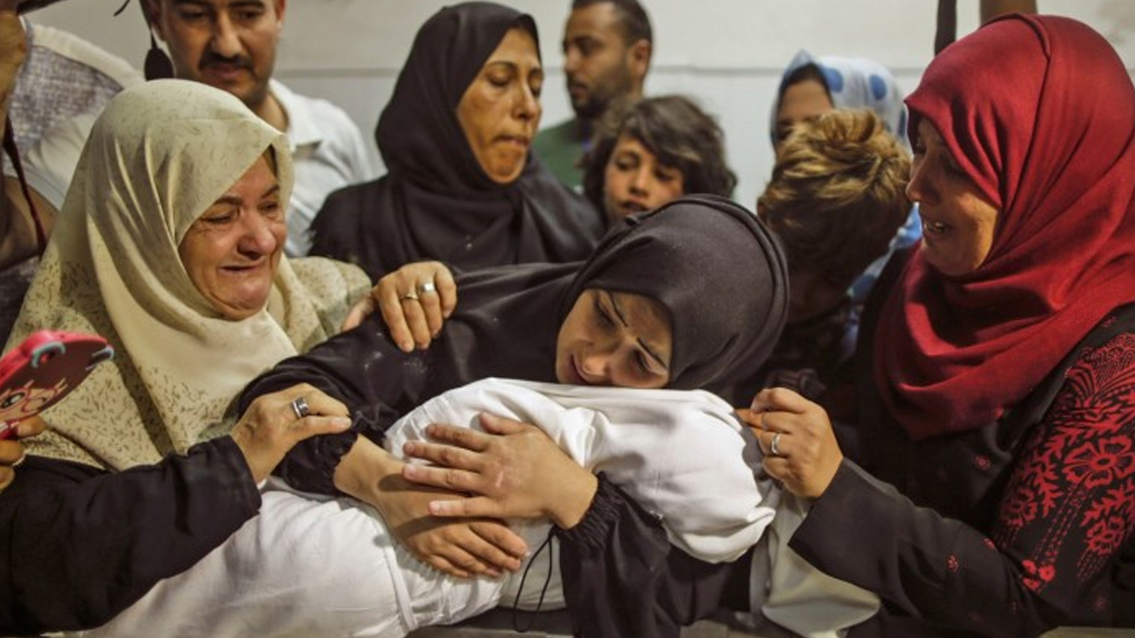 ΚΑΤΕΧΟΜΕΝΗ ΠΑΛΑΙΣΤΙΝΗ - ΙΣΡΑΗΛ: Συνεχίζεται η σφαγή στη Γάζα εν μέσω των συνομιλιών με το πιστόλι στον κρόταφο του Παλαιστινιακού λαού