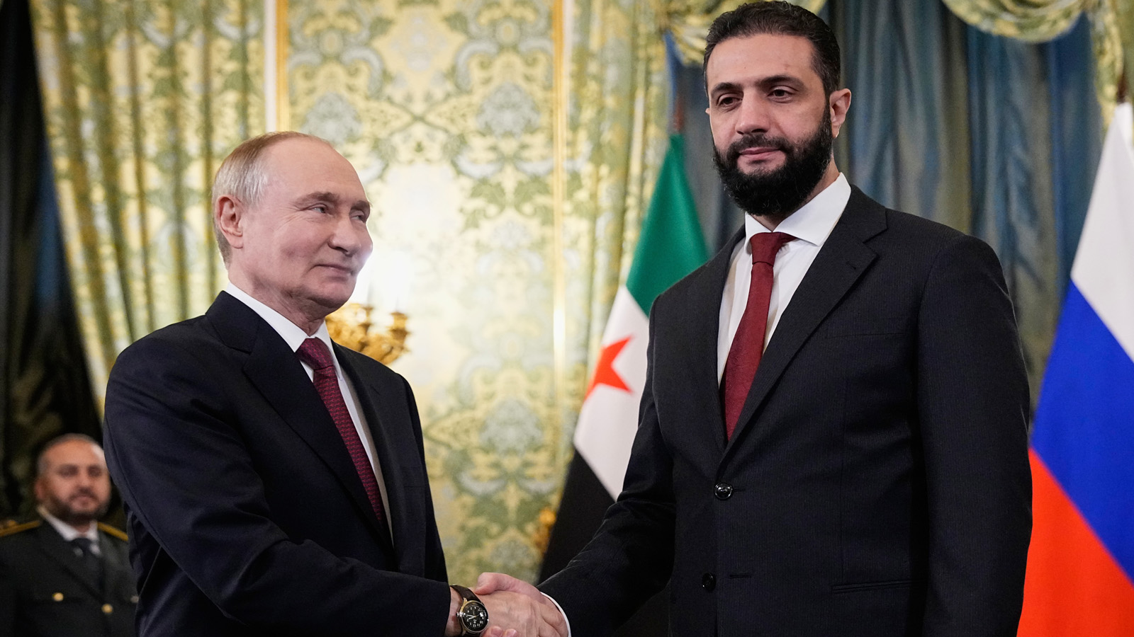 Για τις «ιστορικές και στρατηγικές» σχέσεις μεταξύ των δύο χωρών συναντήθηκαν ο Πούτιν και ο τζιχαντιστής Τζολάνι