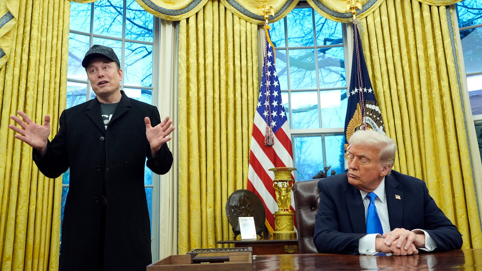 ΣΚΛΗΡΗ ΚΟΝΤΡΑ ΤΡΑΜΠ - ΜΑΣΚ: Στη φόρα προσωπικά «άπλυτα» των μεγαλοκαπιταλιστών και έντονες ενδοαστικές αντιθέσεις