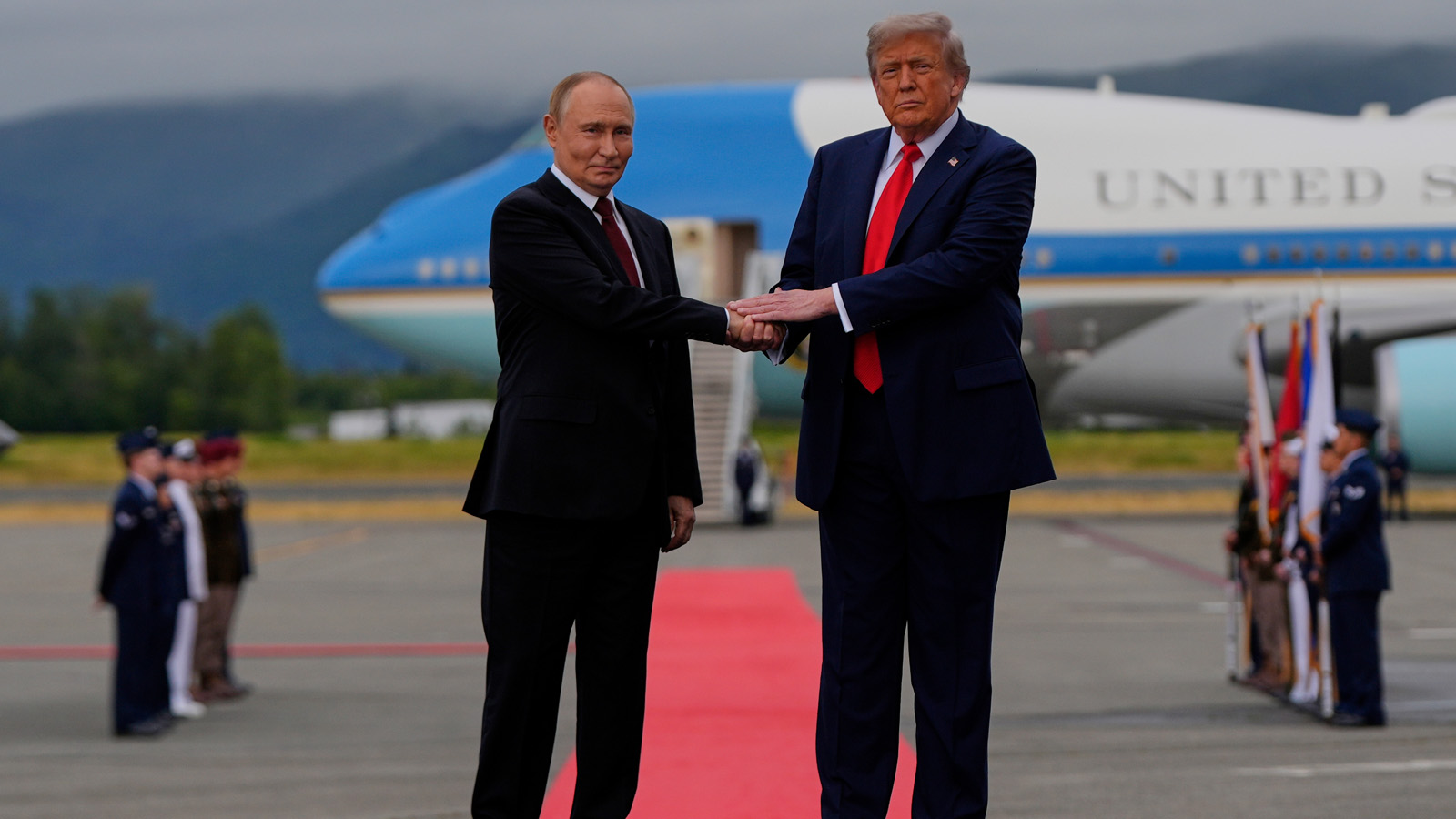 ΙΜΠΕΡΙΑΛΙΣΤΙΚΗ ΣΥΓΚΡΟΥΣΗ ΣΤΗΝ ΟΥΚΡΑΝΙΑ: «Παγώνει» η συνάντηση Πούτιν - Τραμπ στην Ουγγαρία