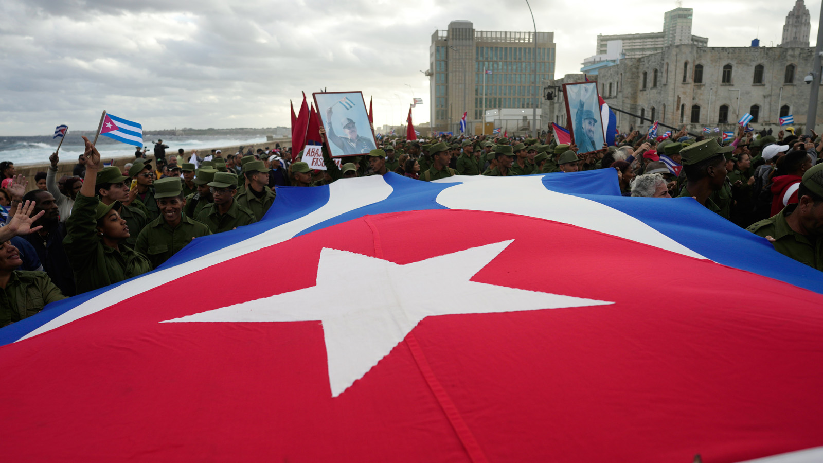 Κούβα: Μεγαλώνουν πολύπλευρα η ασφυκτική πίεση και οι παρεμβάσεις των ΗΠΑ