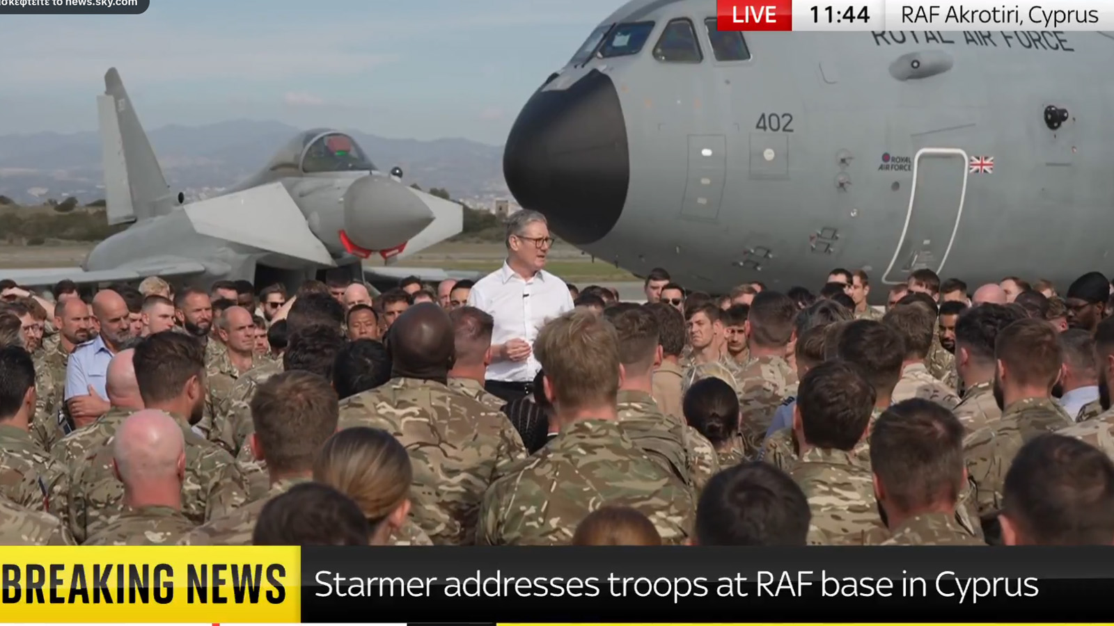 Ο υπ. Άμυνας της Μ. Βρετανίας δικαιολογεί την εμπλοκή στο μακελειό στο όνομα... προστασίας των βάσεων τους στην Κύπρο και το Μπαχρέιν!