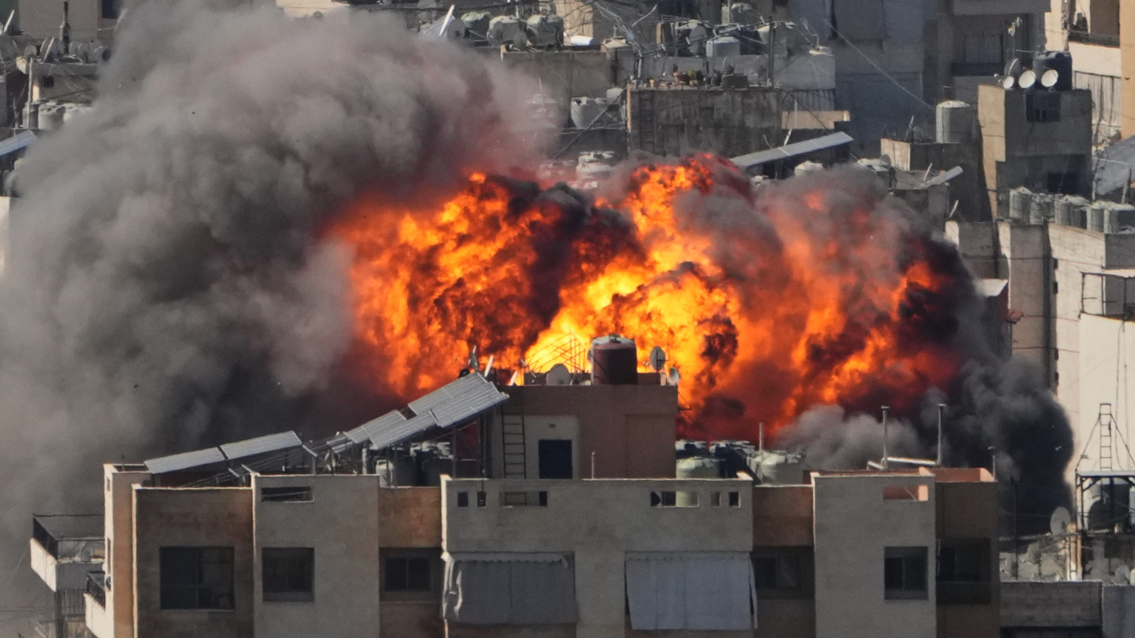 Η Ουκρανία μιλά για «έναν πόλεμο» σε Ευρώπη και Μ. Ανατολή, οι ΗΠΑ για «εφιάλτη» της Κίνας και η ΕΕ ανακοίνωσε το βάθεμα της εμπλοκής