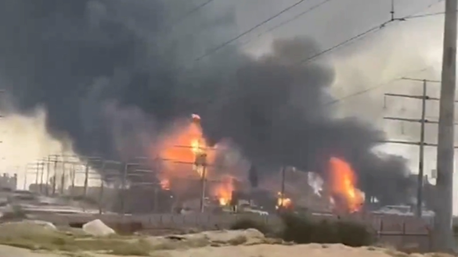 Το κράτος - τρομοκράτης χτύπησε ενεργειακές εγκαταστάσεις του Ιράν, που πλέον μιλά για «πόλεμο πλήρους κλίμακας»