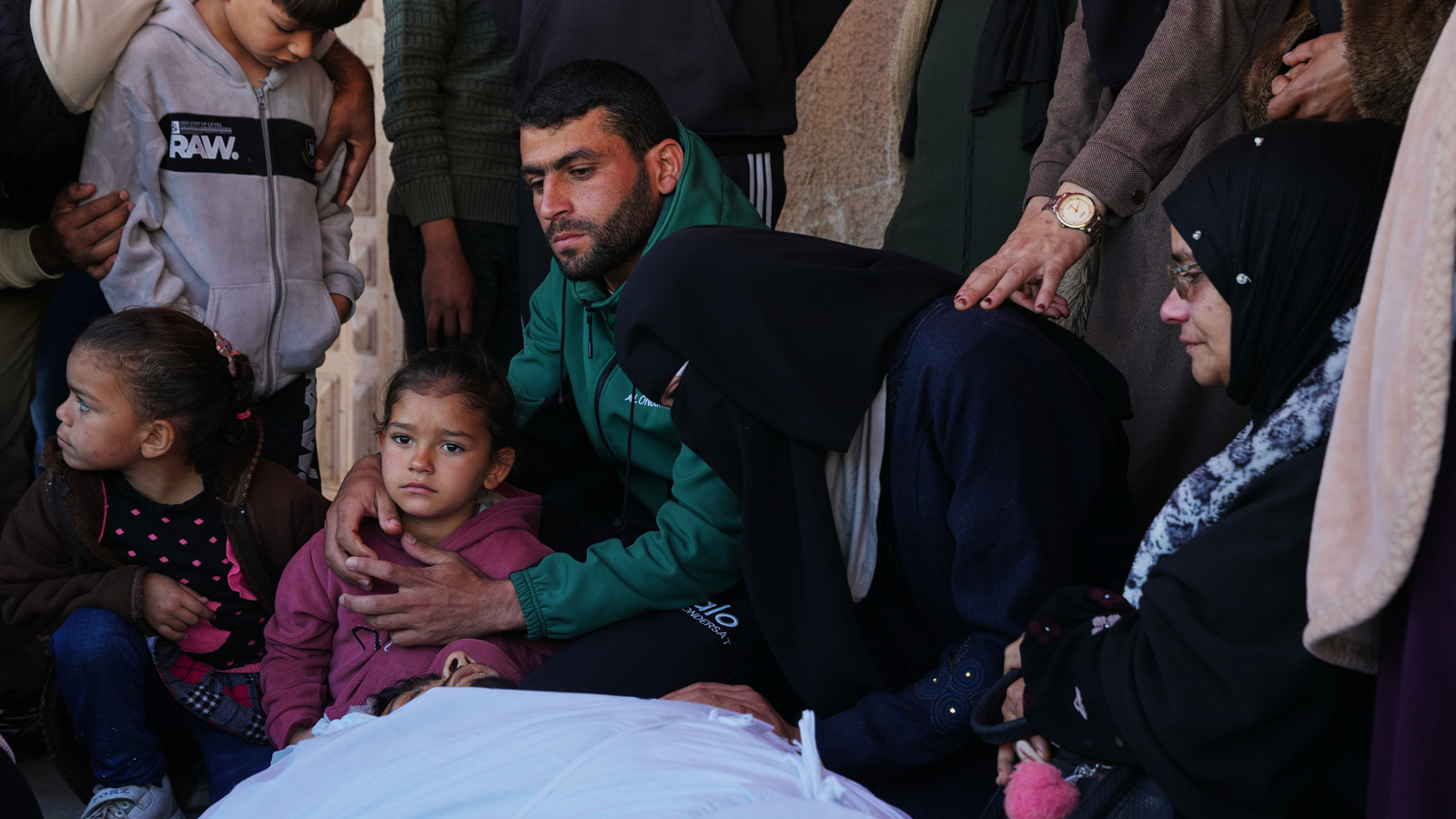 Το Ισραήλ συνεχίζει να διεξάγει αίσχη στη Λωρίδα της Γάζας παρά την «εκεχειρία»