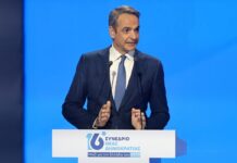 Μητσοτάκης προς μεγάλο κεφάλαιο: Εγώ είμαι ο άνθρωπός σας – Εκλογές το 2027, ισχυρίστηκε
